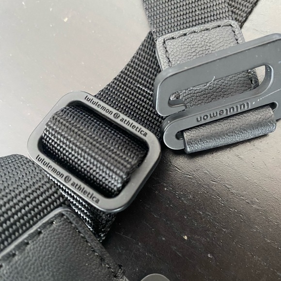 Lululemon bag strap - Picture 2 of 6